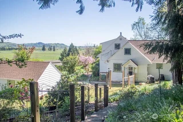 Property photo for 1516 S Scheuber Road, Centralia