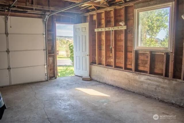 Property photo for 1516 S Scheuber Road, Centralia photo 6