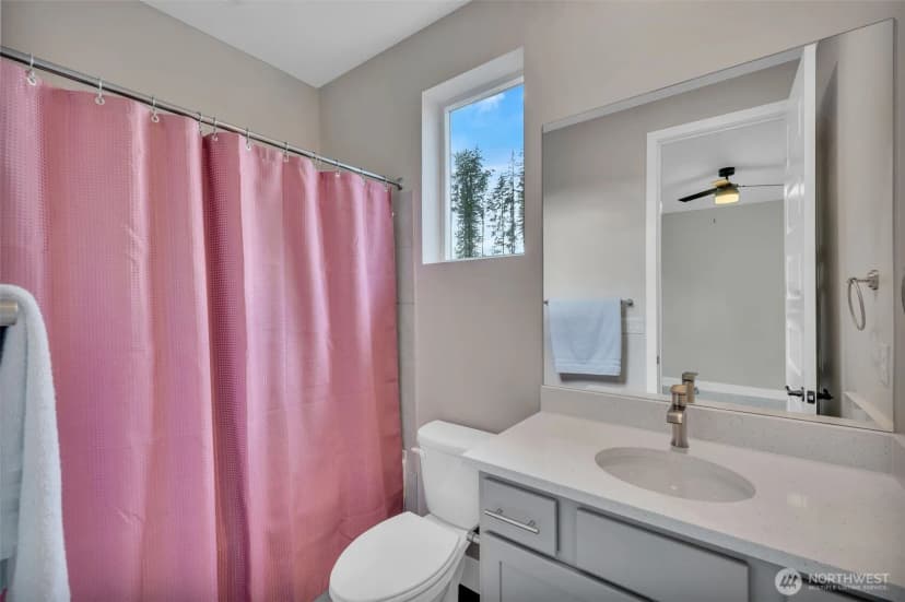 Property photo for 13824 127th Street Ne, Lake Stevens photo 23