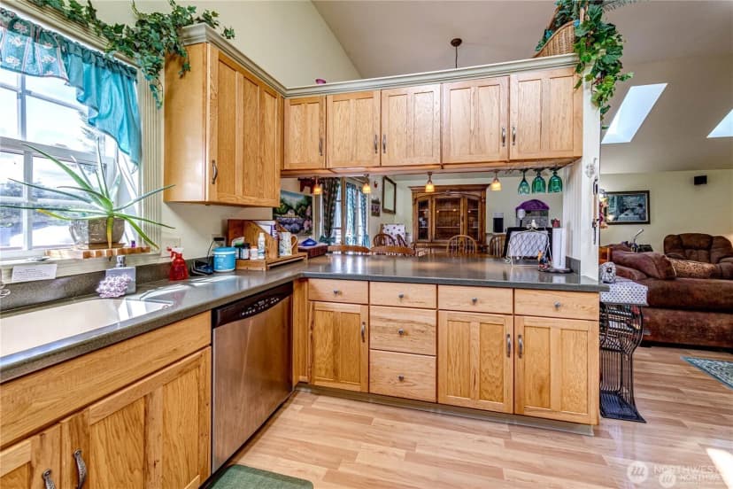 Property photo for 274154 Highway 101, Sequim photo 18