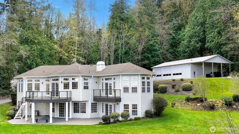 Property photo for 2651 Lake Whatcom Boulevard, Bellingham photo 2