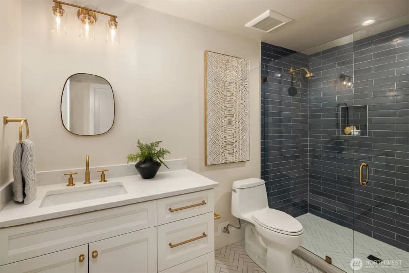 Property photo for 5533 106th Avenue Ne, Kirkland photo 36