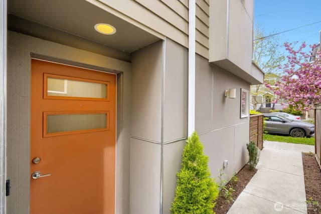 Property photo for 1741 Nw 60th Street #a, Seattle photo 3