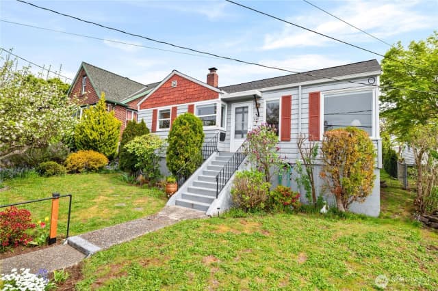 Property photo for 1110 Hayward Avenue, Bremerton