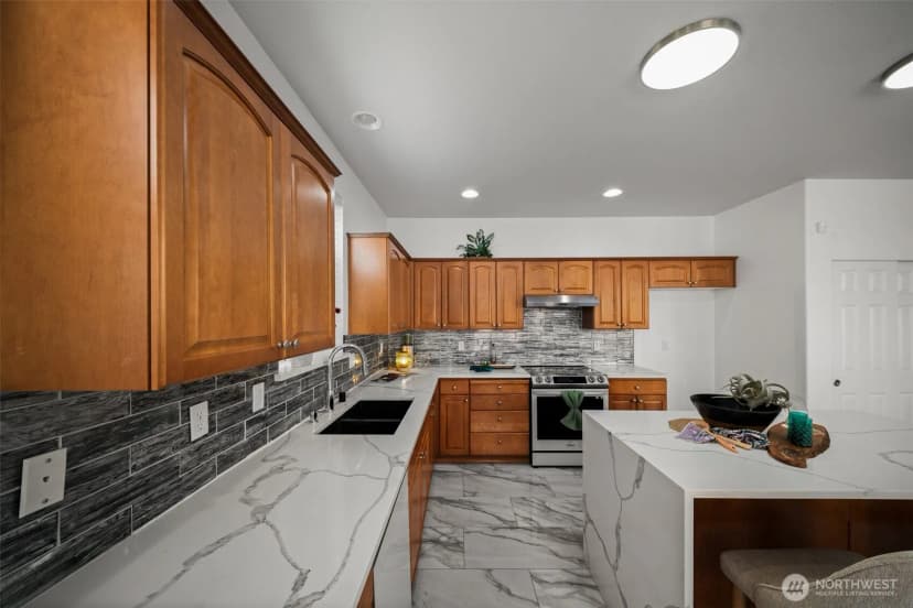 Property photo for 312 Oso Berry Street Nw, Olympia photo 10