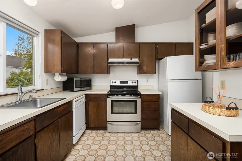 Property photo for 16232 2nd Place W, Lynnwood photo 9
