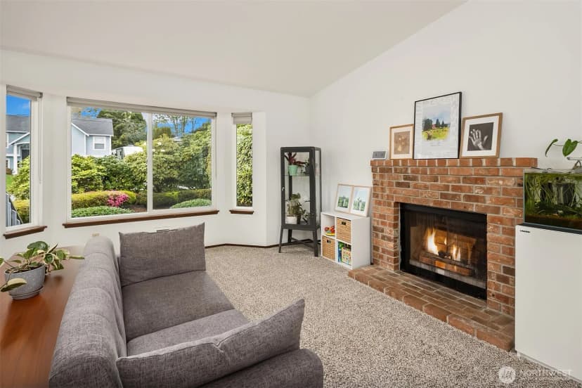 Property photo for 16232 2nd Place W, Lynnwood photo 2