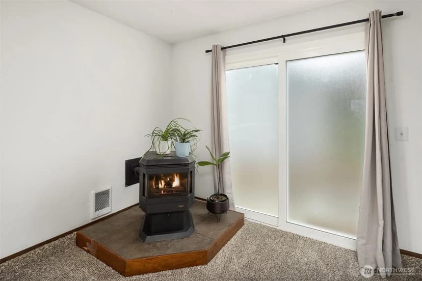 Property photo for 16232 2nd Place W, Lynnwood photo 19