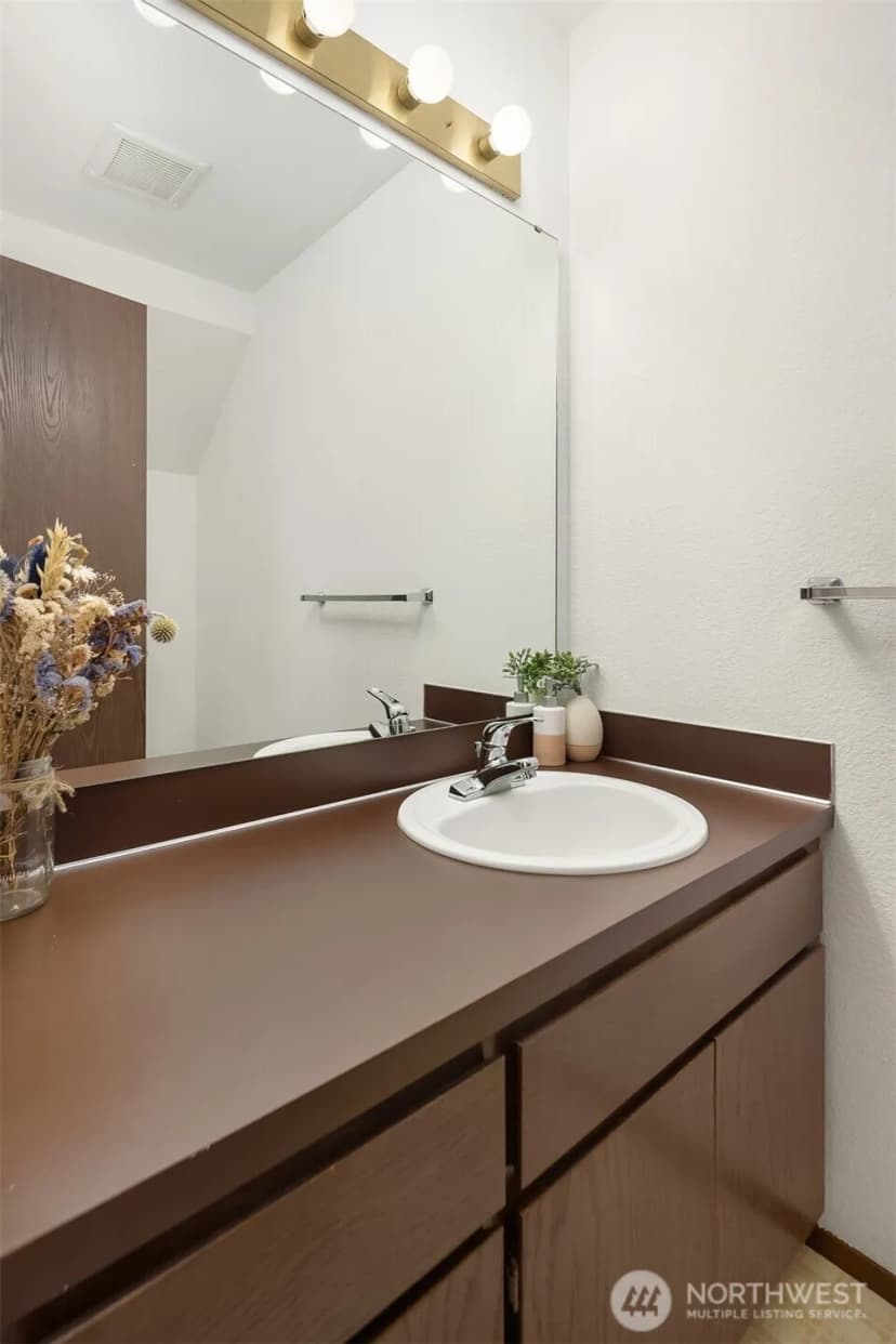 Property photo for 16232 2nd Place W, Lynnwood photo 17
