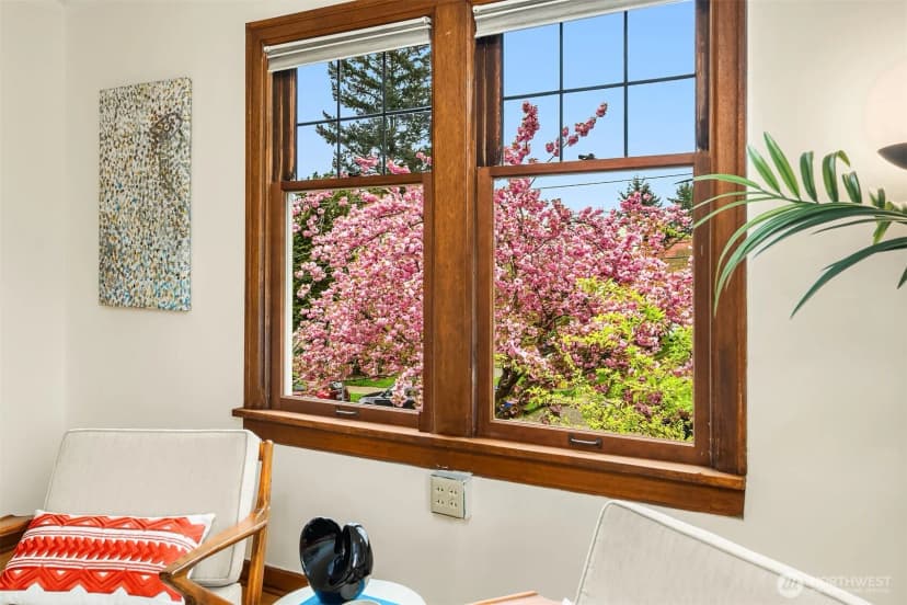 Property photo for 6856 17th Avenue Ne, Seattle photo 25