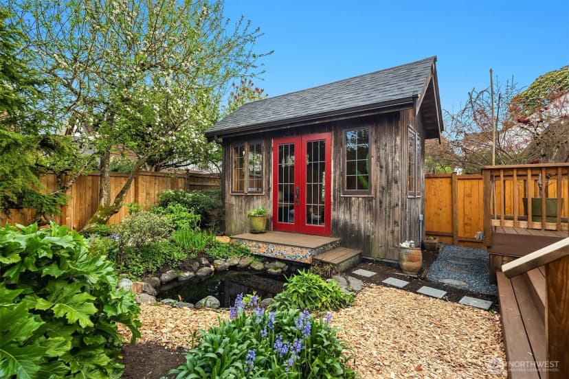 Property photo for 6856 17th Avenue Ne, Seattle photo 17