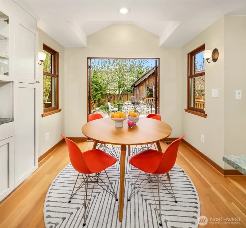 Property photo for 6856 17th Avenue Ne, Seattle photo 13