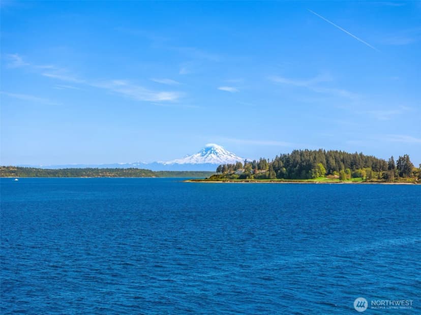 Property photo for 4290 Rockaway Beach Road Ne, Bainbridge Island