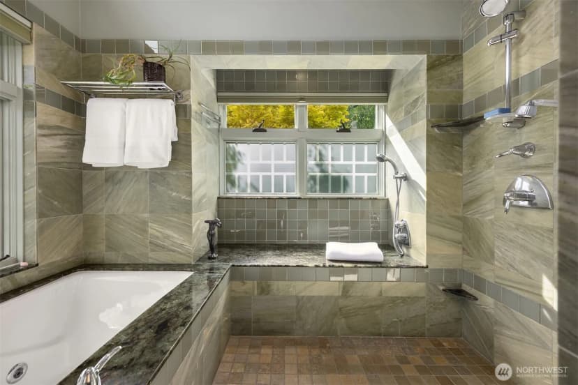 Property photo for 4290 Rockaway Beach Road Ne, Bainbridge Island photo 25