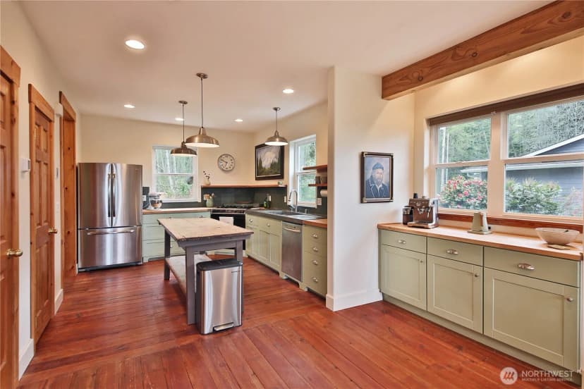 Property photo for 1871 Salmonberry Road, Langley photo 9