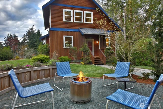Property photo for 1871 Salmonberry Road, Langley photo 3