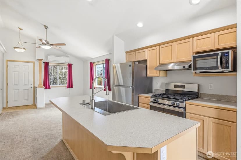 Property photo for 1304 Wildflower Way, Sedro Woolley photo 16