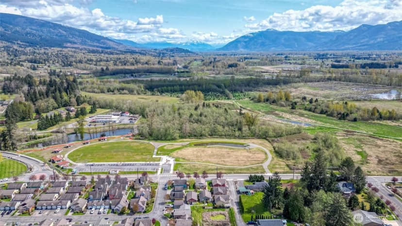 Property photo for 1304 Wildflower Way, Sedro Woolley photo 7