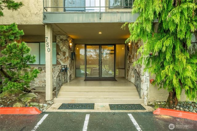 Property photo for 750 N 143rd Street #212, Seattle photo 3