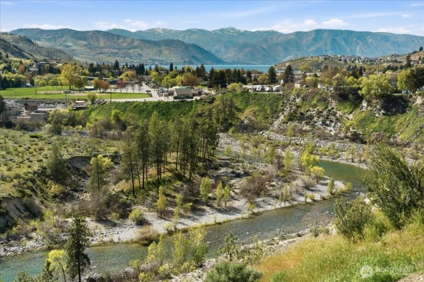 Property photo for 404 S Clifford Street, Chelan photo 5