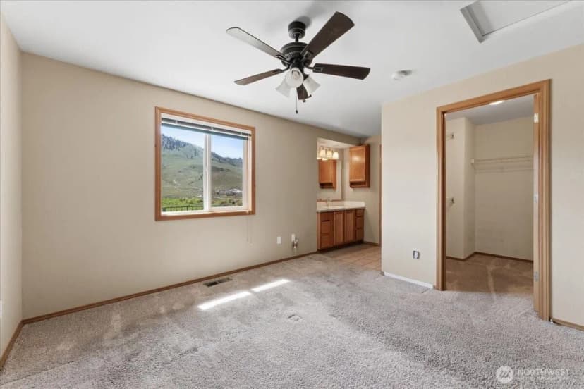 Property photo for 404 S Clifford Street, Chelan photo 23