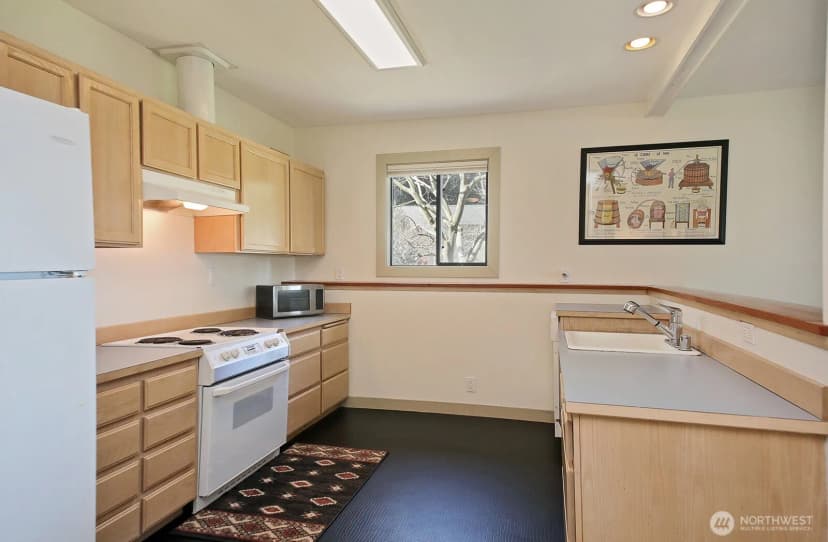 Property photo for 1093 Village Loop, Langley photo 31