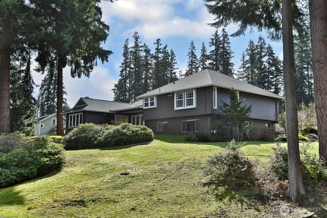 Property photo for 1093 Village Loop, Langley photo 5