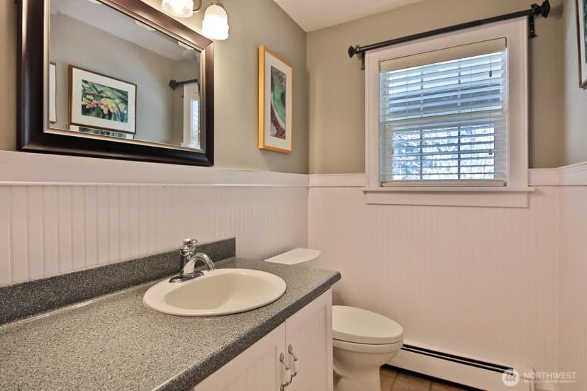 Property photo for 1093 Village Loop, Langley photo 16