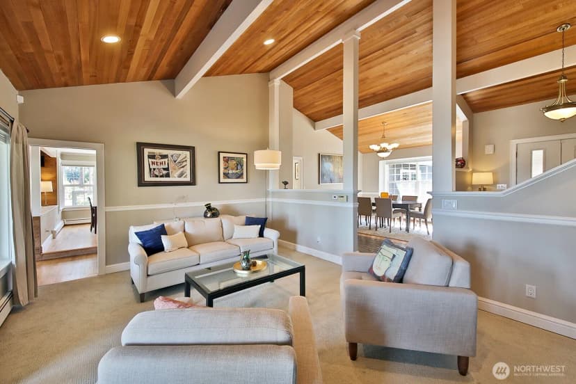 Property photo for 1093 Village Loop, Langley photo 12