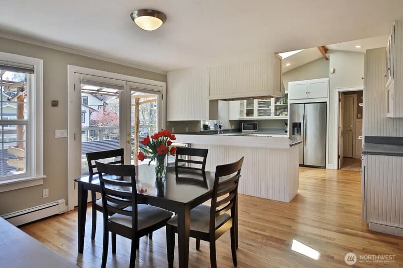 Property photo for 1093 Village Loop, Langley photo 17