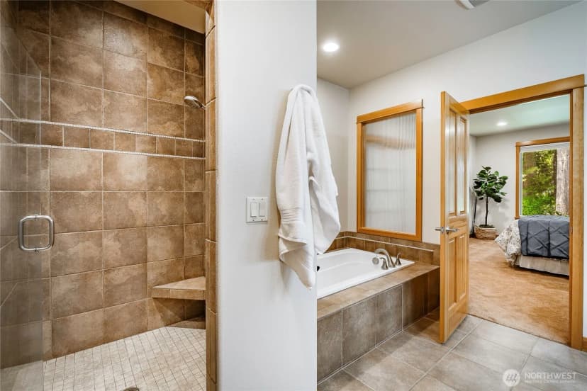 Property photo for 9021 Gleneage Drive #17, Blaine photo 27