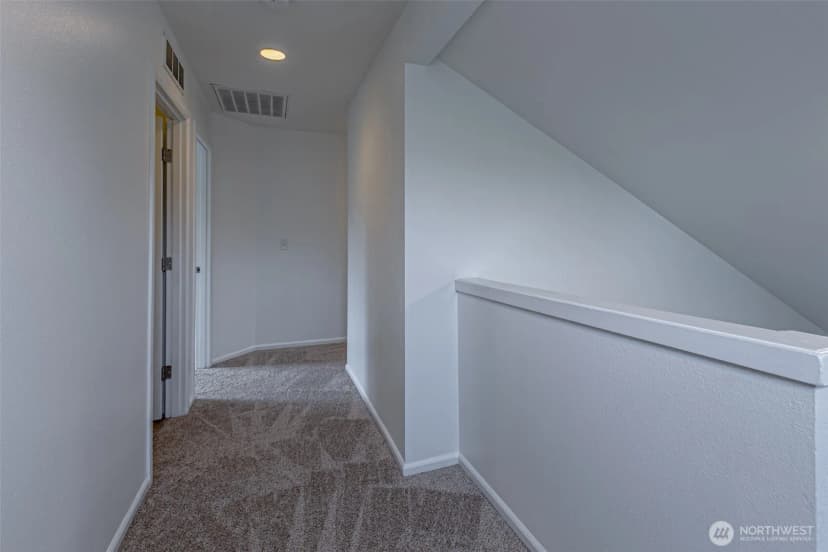Property photo for 2156 St Se 66th Place Se, Auburn photo 24