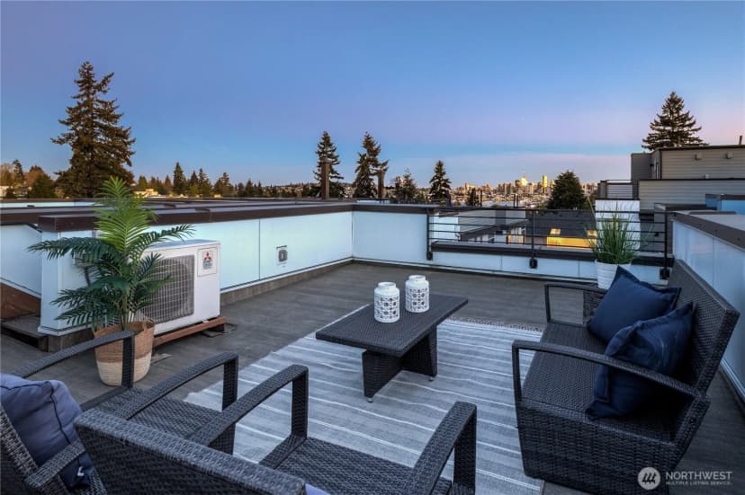 Property photo for 4331 Woodland Park Avenue N, Seattle photo 20