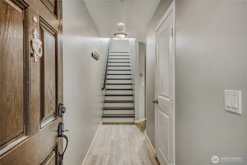 Property photo for 17625 79th Avenue Ct E, Puyallup photo 4