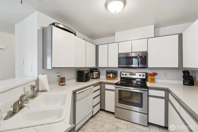 Property photo for 9210 Market Place #h201, Lake Stevens photo 5