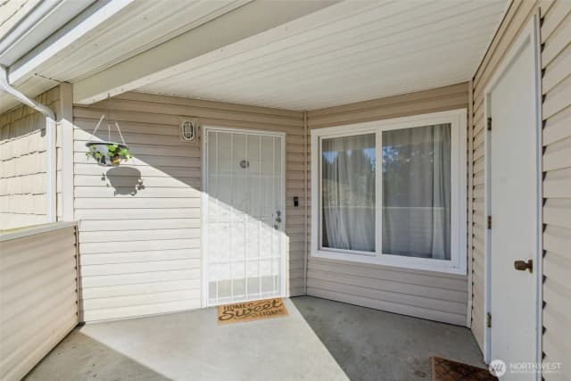 Property photo for 9210 Market Place #h201, Lake Stevens photo 2