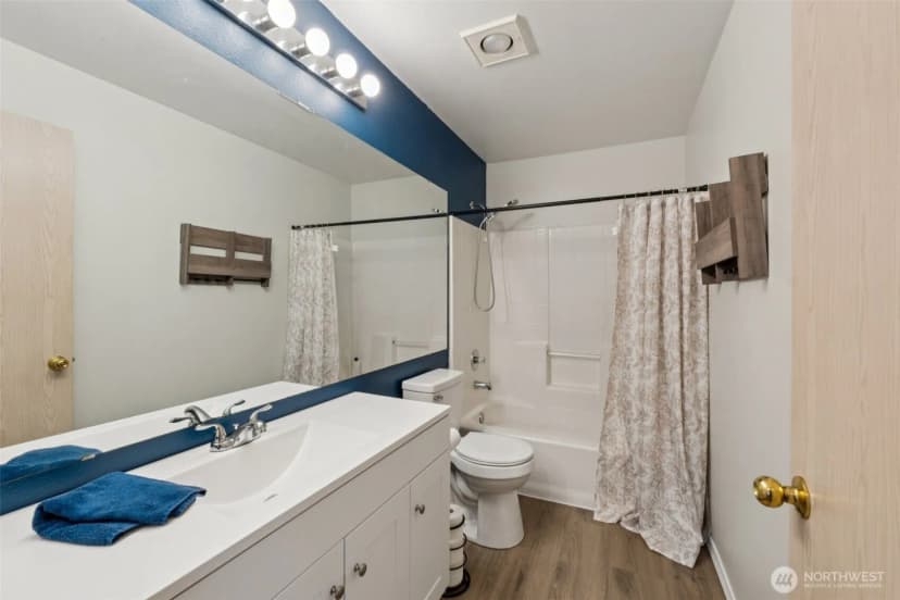 Property photo for 9210 Market Place #h201, Lake Stevens photo 15
