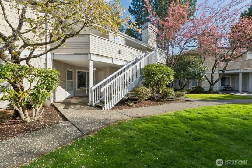 Property photo for 9210 Market Place #h201, Lake Stevens photo 17