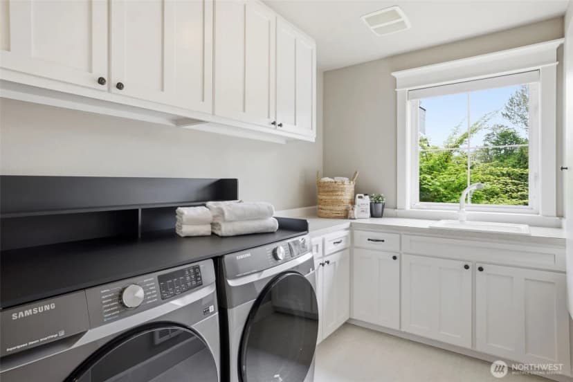Property photo for 20201 Marine View Drive Sw, Normandy Park photo 32