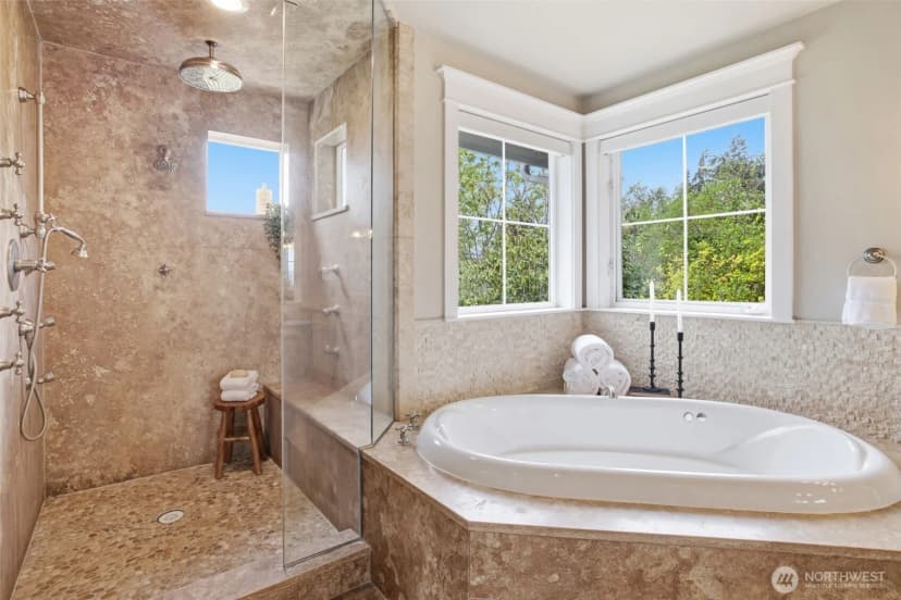 Property photo for 20201 Marine View Drive Sw, Normandy Park photo 21