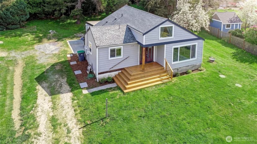 Property photo for 1320 Swantown Road, Oak Harbor photo 2