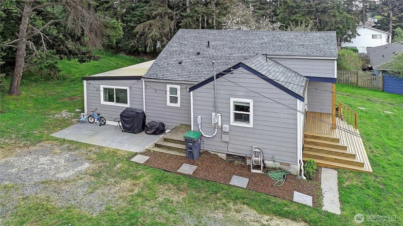 Property photo for 1320 Swantown Road, Oak Harbor photo 9