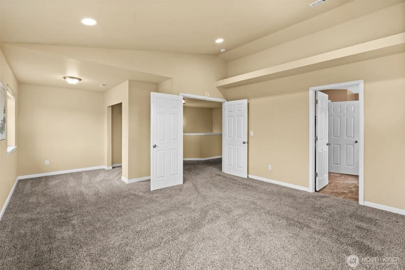 Property photo for 3205 292nd Street S, Roy photo 26