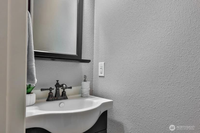 Property photo for 1555 Union Avenue Ne #22, Renton photo 13