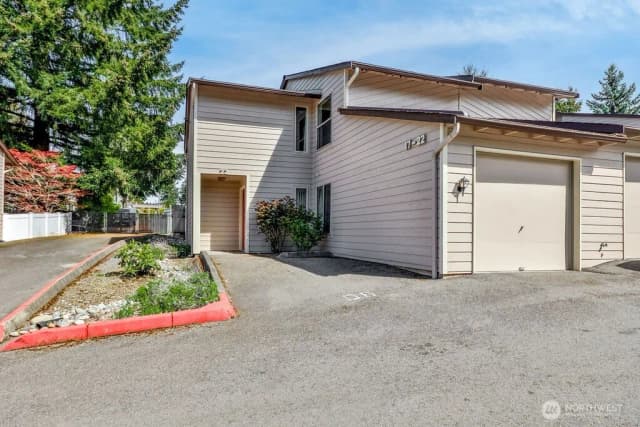Property photo for 1555 Union Avenue Ne #22, Renton photo 2