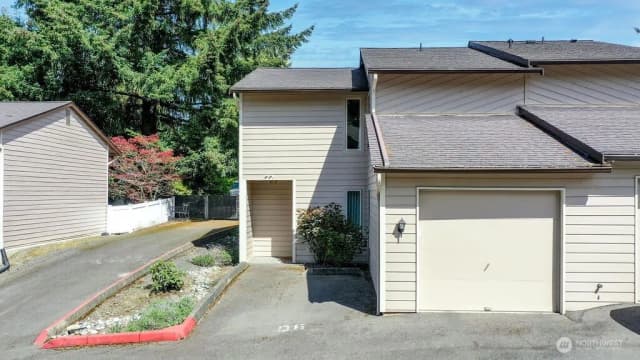 Property photo for 1555 Union Avenue Ne #22, Renton photo 4