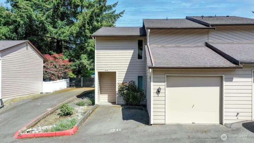 Property photo for 1555 Union Avenue Ne #22, Renton photo 4