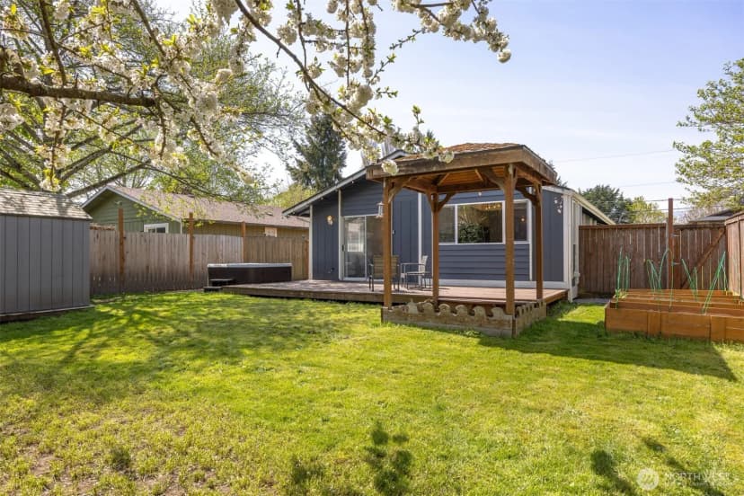 Property photo for 2618 Superior Street, Bellingham photo 37