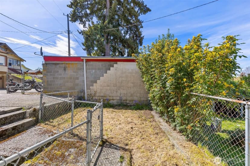 Property photo for 1203 Pacific Avenue, Bremerton photo 28