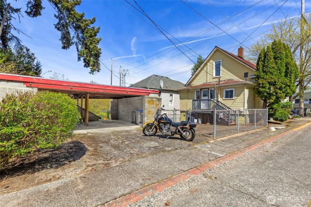Property photo for 1203 Pacific Avenue, Bremerton photo 4